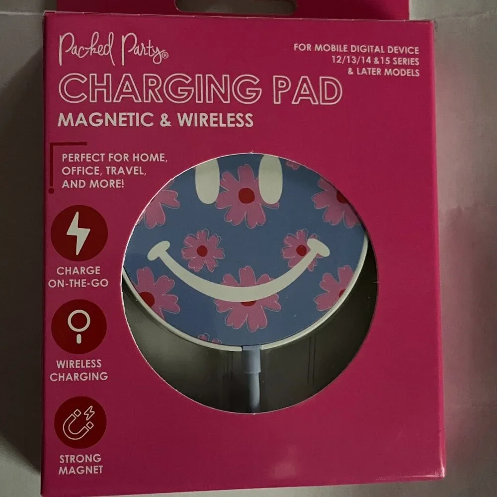 CHARGING PAD - MAGNETIC AND WIRELESS